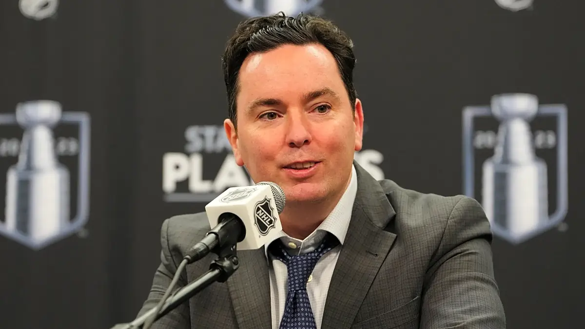 A Surprise Candidate Rises in the Bruins Coaching Race