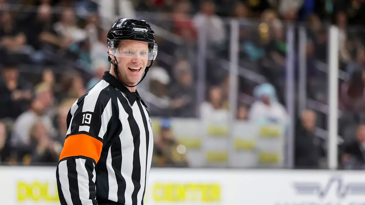 Former Boston Bruins Coach Criticizes Officials After Overtime Loss